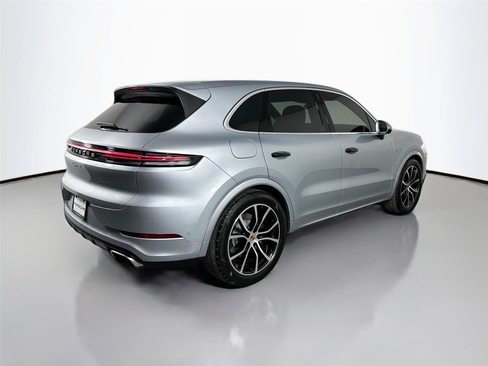 Certified 2026 Porsche Cayenne Coupe AWD/4WD image 7