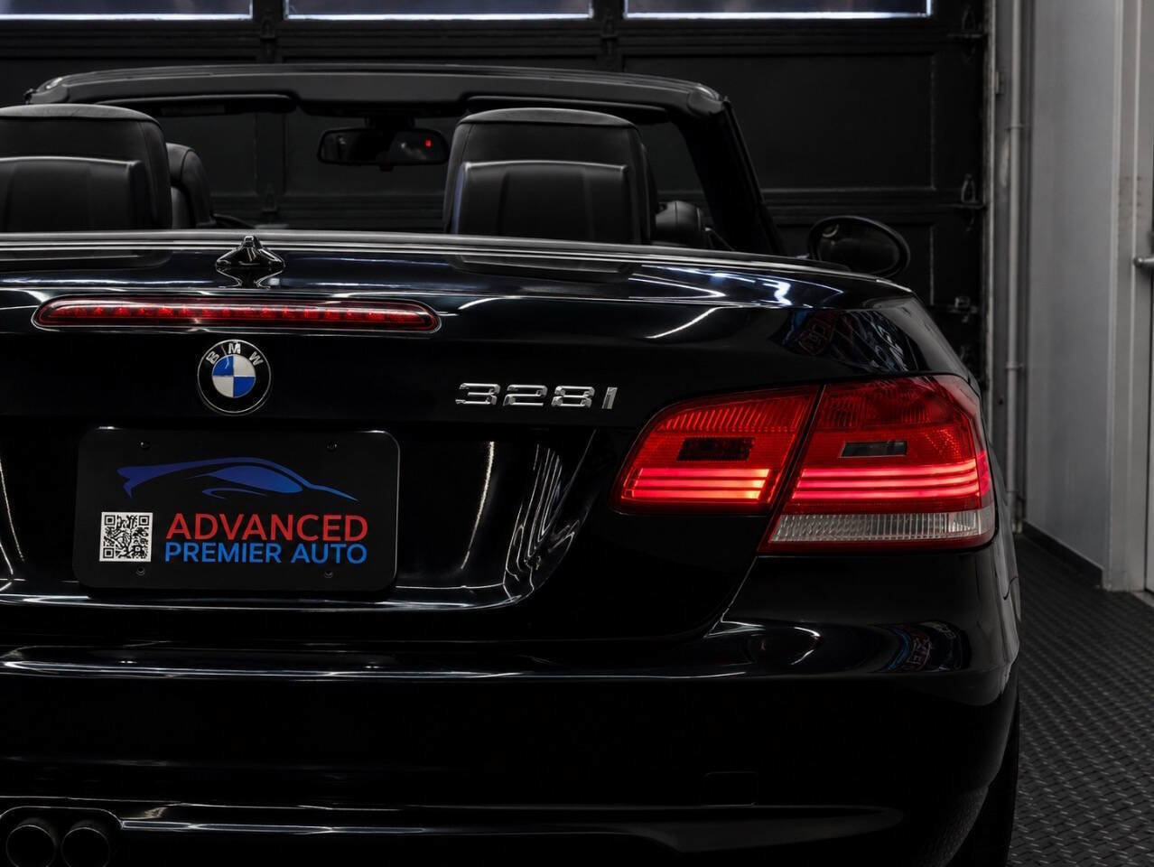 Used 2009 BMW 328i Convertible RWD image 9