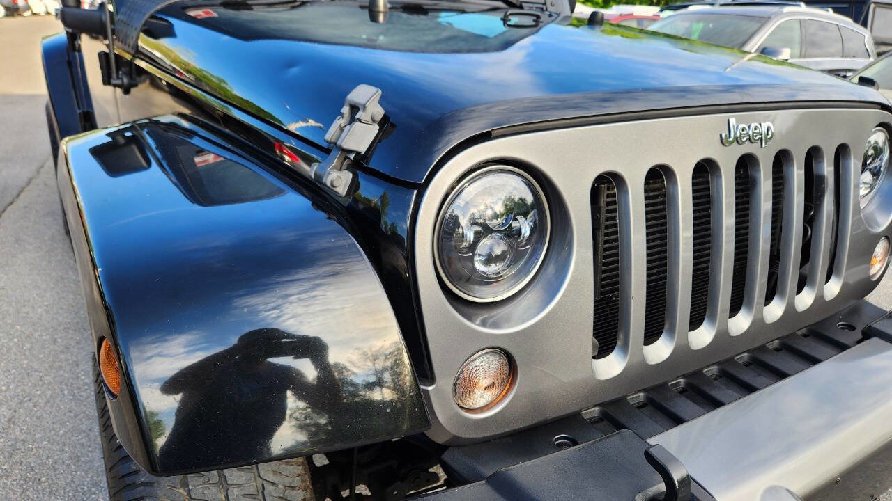 Used 2014 Jeep Wrangler Unlimited Sport AWD/4WD image 23
