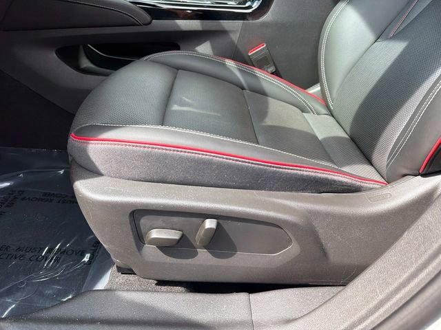 Used 2022 Buick Envision Essence w/ Sport Touring Package FWD image 19