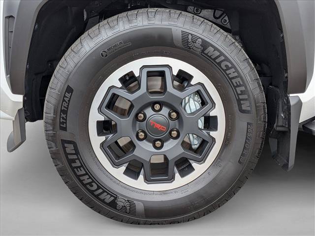 Certified 2026 Toyota 4Runner TRD Off-Road Premium AWD/4WD image 23