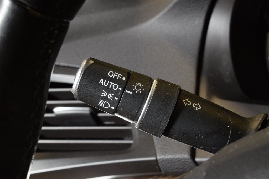 Used 2020 Acura MDX w/ Technology Package AWD/4WD image 19