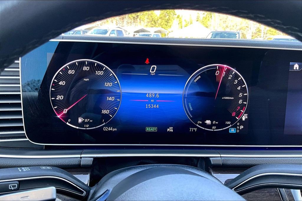 Used 2025 Mercedes-Benz GLE 450e 4MATIC w/ Winter Package image 10