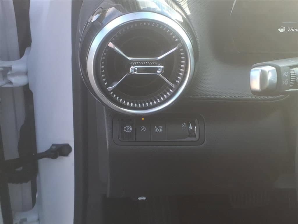 New 2027 Chevrolet Equinox LT w/ Convenience Package II FWD image 15