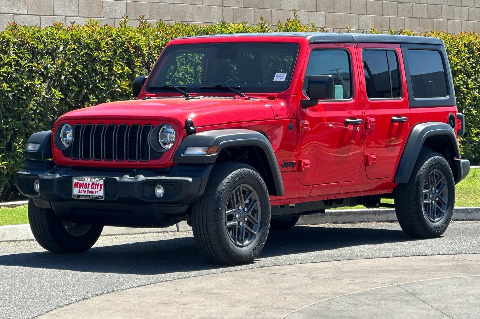 Used 2025 Jeep Wrangler Unlimited Sport AWD/4WD image 8