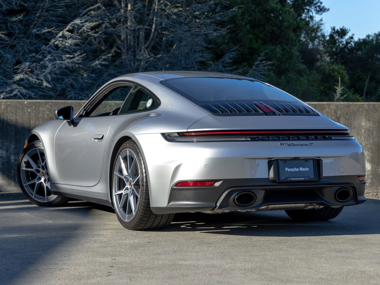 Used 2025 Porsche 911 Carrera T image 3