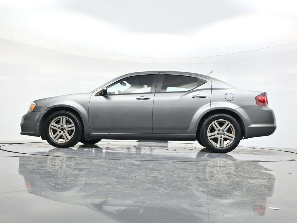 Used 2012 Dodge Avenger SXT image 48