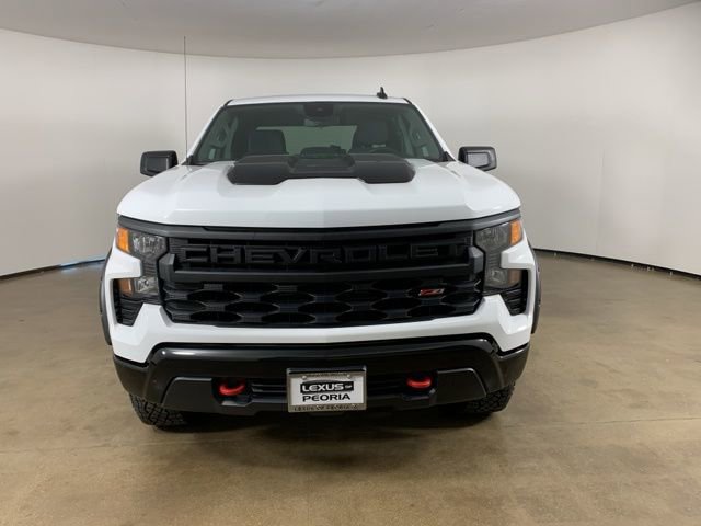 Used 2025 Chevrolet Silverado 1500 Custom Trail Boss AWD/4WD image 3