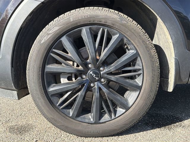 Certified 2022 Kia Telluride SX w/ Towing Package image 10