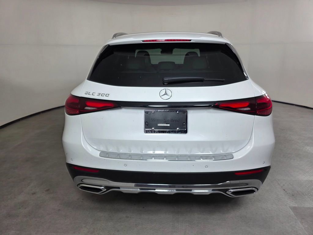 New 2026 Mercedes-Benz GLC 300 image 5