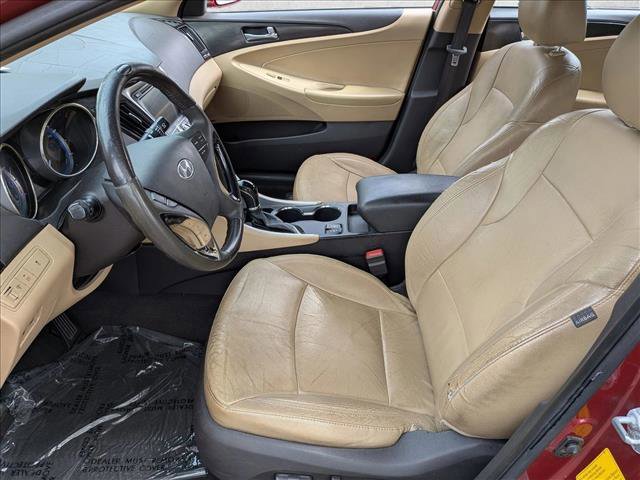 Used 2012 Hyundai Sonata Limited w/ Navigation Pkg FWD image 17