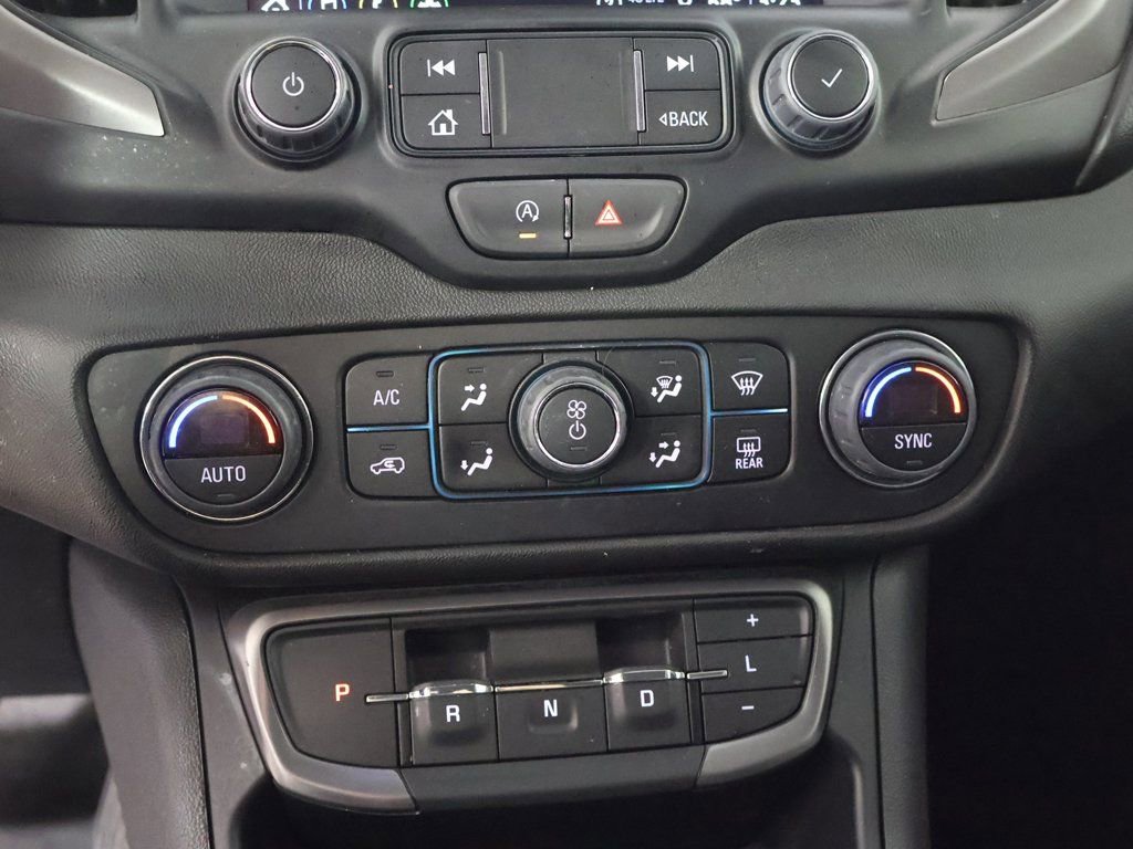 Used 2024 GMC Terrain AT4 w/ LPO, Floor Liner Package image 41