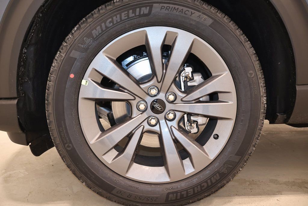 New 2026 Ford Explorer Active w/ Active Comfort Package image 36