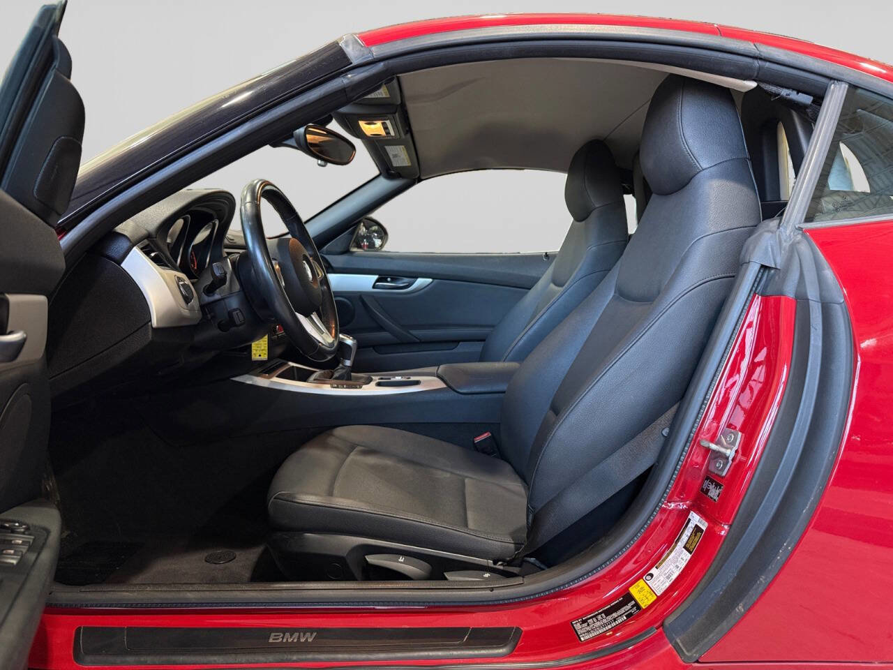 Used 2012 BMW Z4 sDrive28i image 10