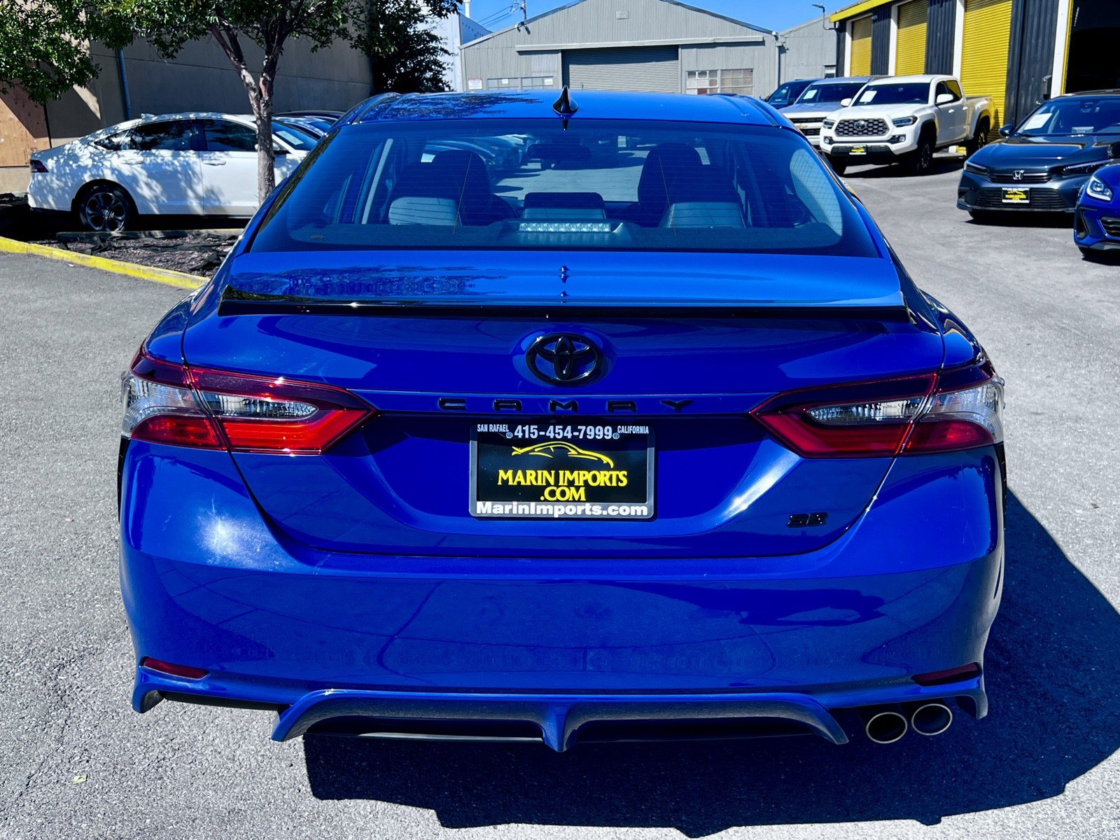 Used 2023 Toyota Camry SE FWD image 6
