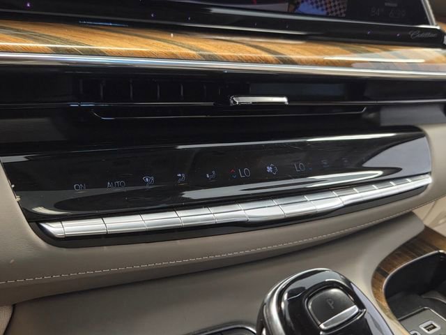 Used 2023 Cadillac Escalade ESV Sport Platinum w/ LPO, ONYX Package image 21