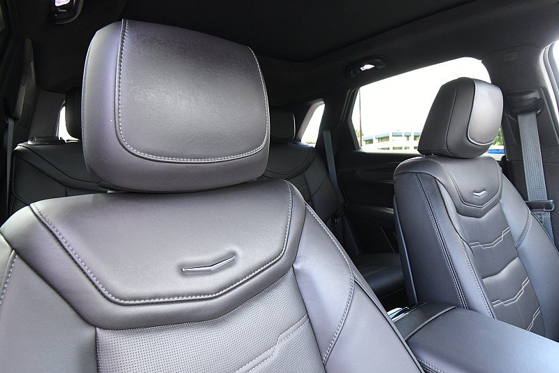 Used 2024 Cadillac XT5 Premium Luxury w/ Platinum Package AWD/4WD image 19