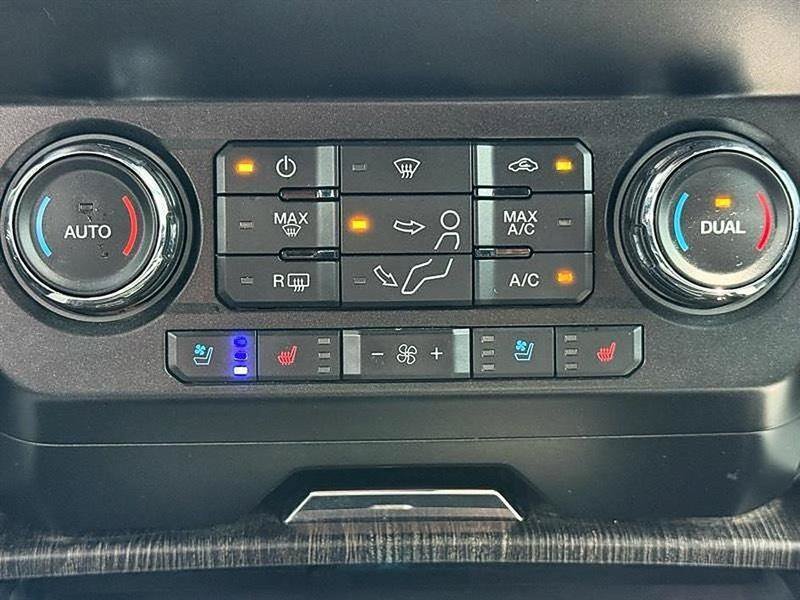 Used 2020 Ford F250 Lariat w/ Lariat Ultimate Package AWD/4WD image 40