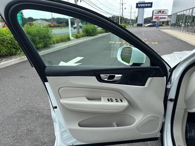 Used 2021 Volvo XC60 T5 Inscription w/ Climate Package AWD/4WD image 19