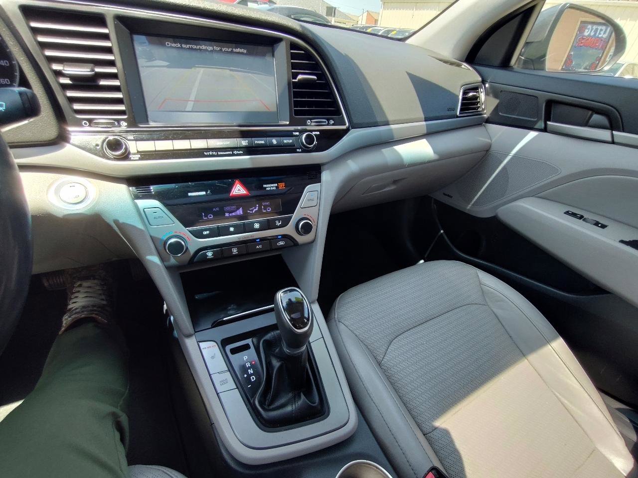 Used 2018 Hyundai Elantra Limited w/ Limited Ultimate Package 02 FWD image 21