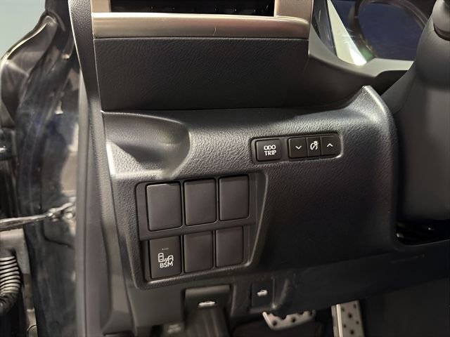 Used 2015 Lexus IS 250 w/ F-Sport Package image 12