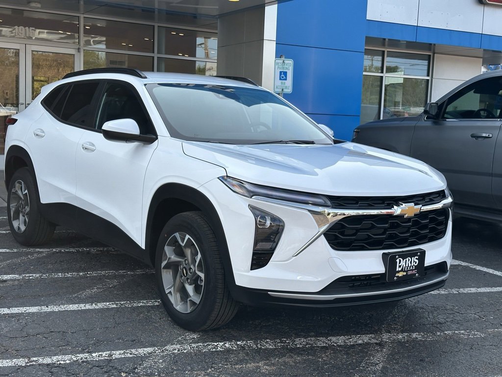 New 2025 Chevrolet Trax LT w/ LT Convenience Package
