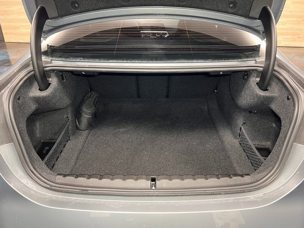 Used 2023 BMW M4 xDrive Competition AWD/4WD image 21