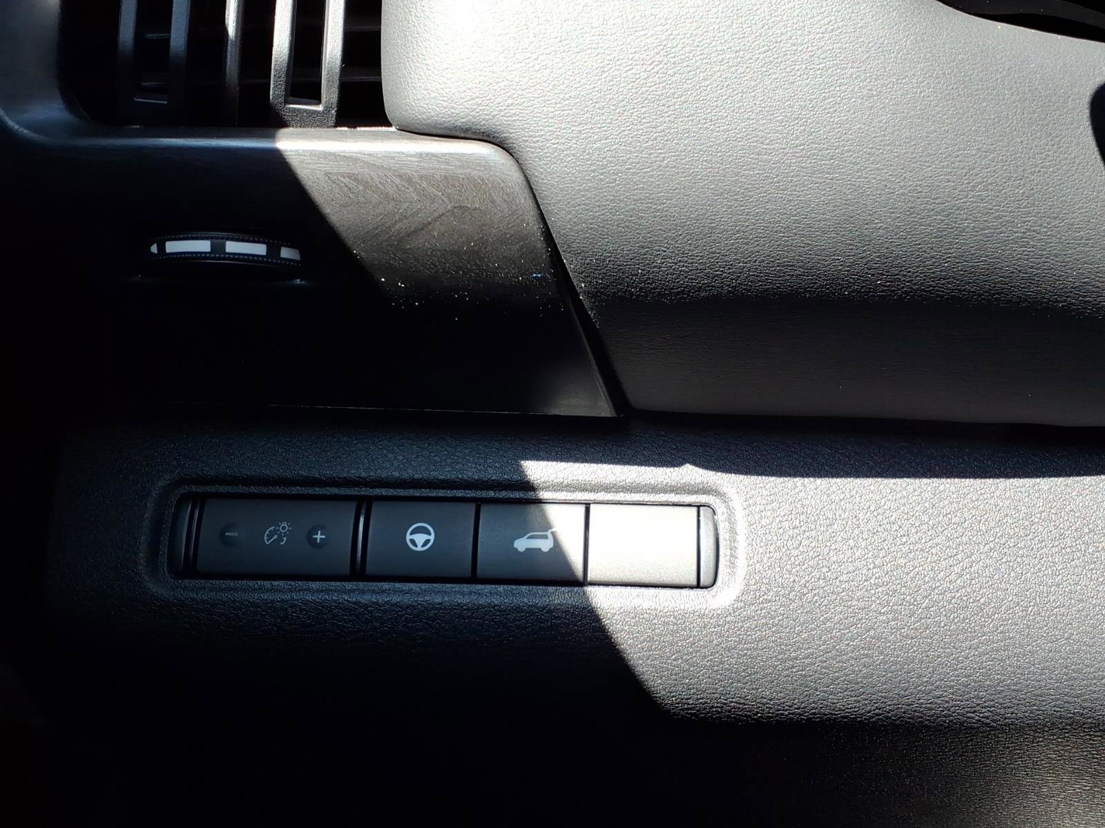 New 2026 Nissan Pathfinder Platinum AWD/4WD image 22