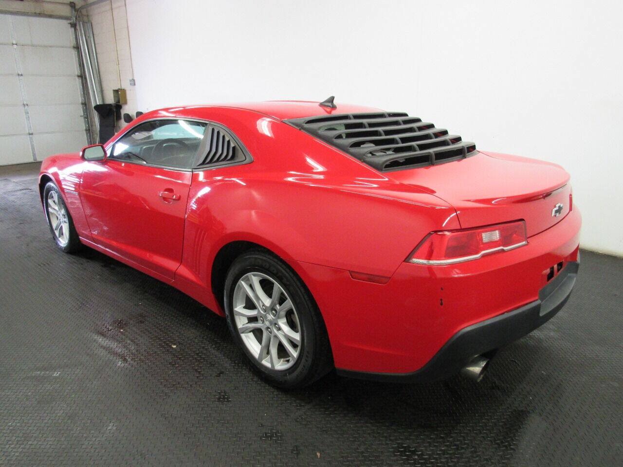 Used 2014 Chevrolet Camaro LS RWD image 5