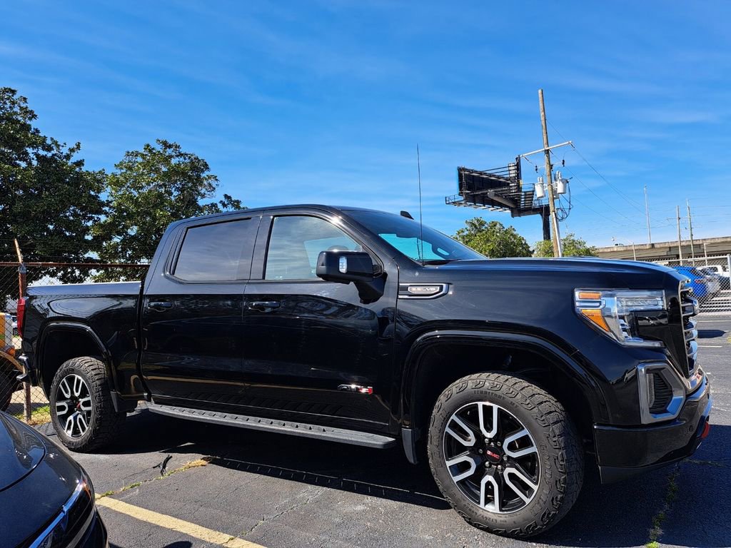 Used 2022 GMC Sierra 1500 AT4 w/ AT4 Premium Package image 4