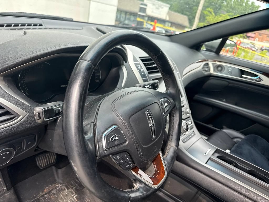 Used 2018 Lincoln MKZ Reserve w/ Technology Package AWD/4WD image 22