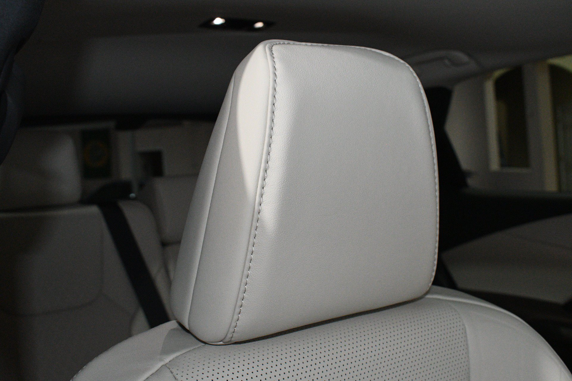 Used 2025 Lexus RX 350 Premium Plus w/ Convenience Package FWD image 10