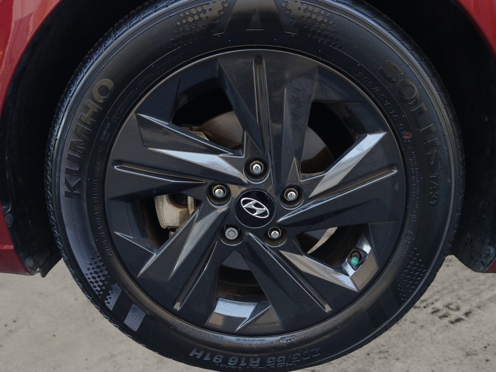 Used 2023 Hyundai Elantra SEL image 14