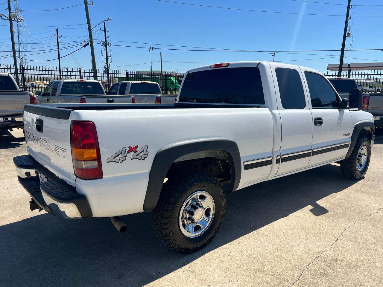 Used 2002 Chevrolet Silverado 2500 LS w/ Electrical Convenience Pkg AWD/4WD image 7