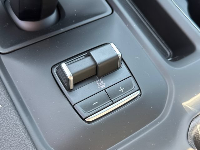 New 2026 GMC Sierra 1500 AT4 w/ Technology Package AWD/4WD image 32