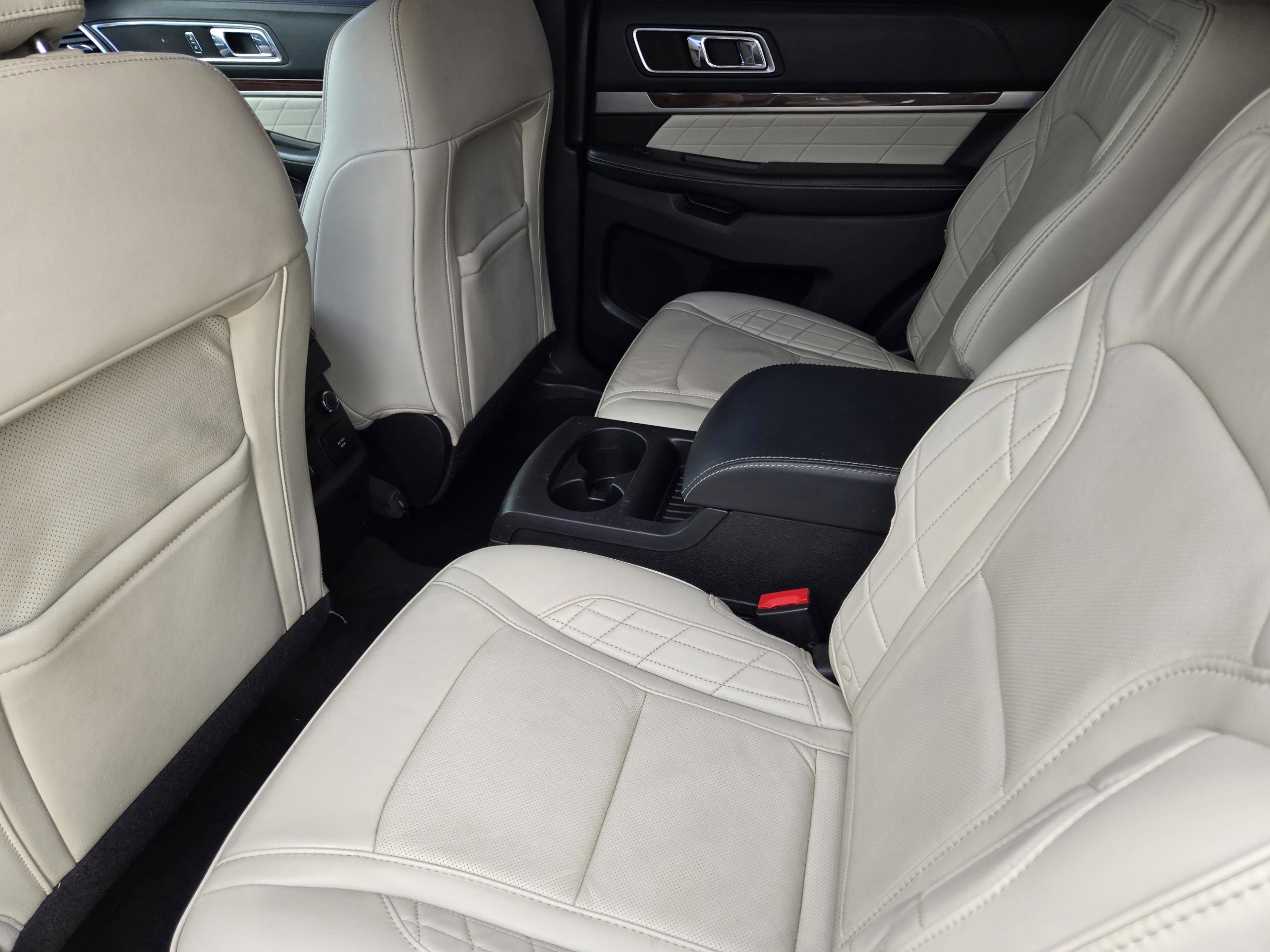 Used 2017 Ford Explorer Platinum AWD/4WD image 26