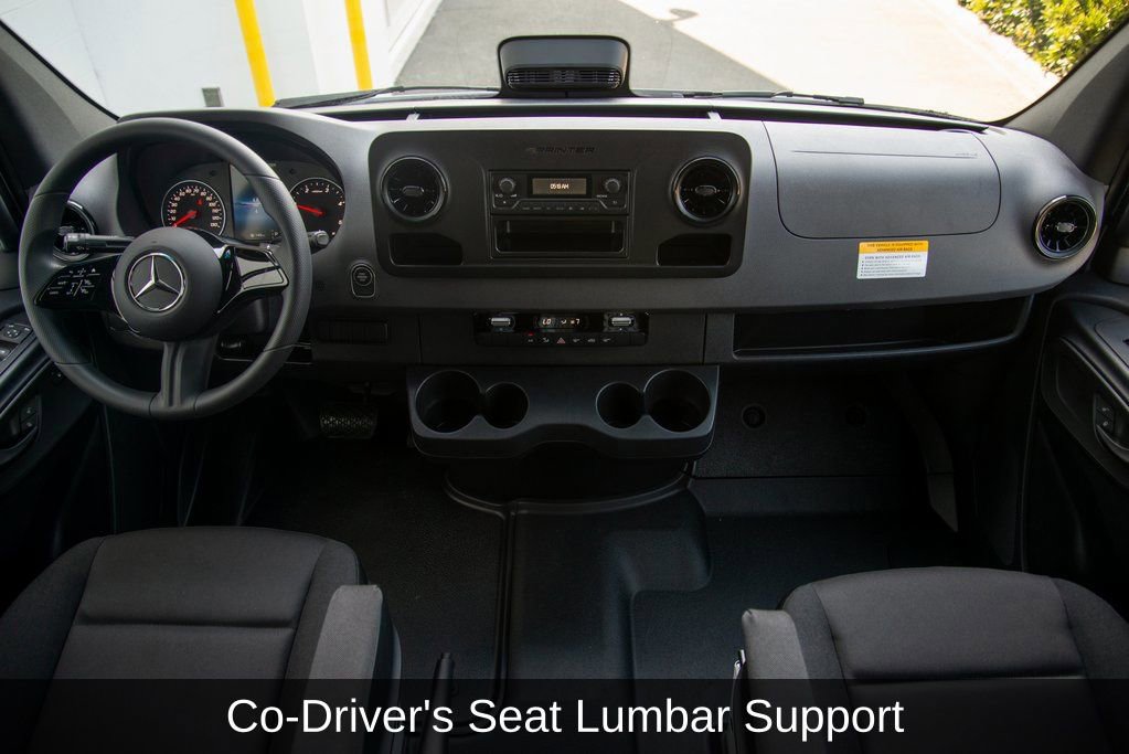 Used 2025 Mercedes-Benz Sprinter 144 Cargo image 21