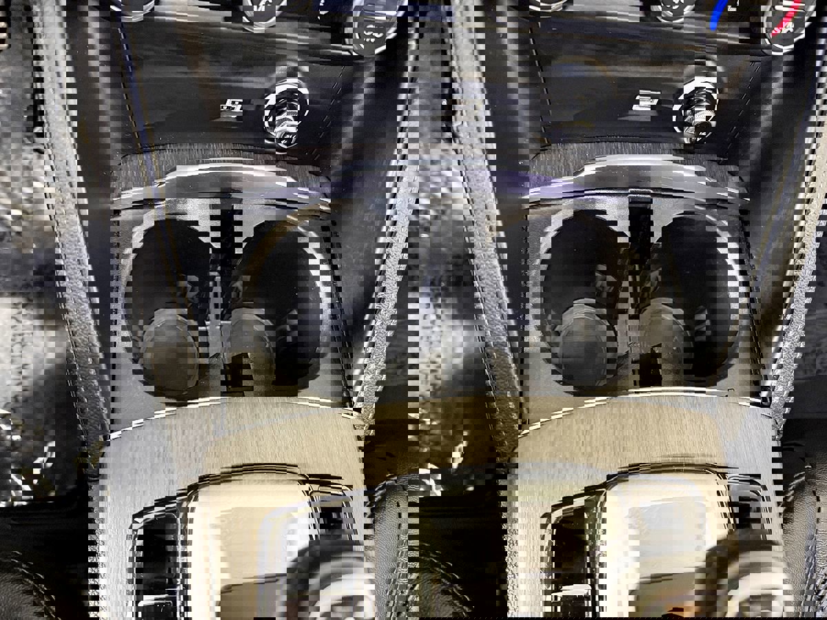 Used 2021 Alfa Romeo Stelvio Ti w/ Premium Package image 34