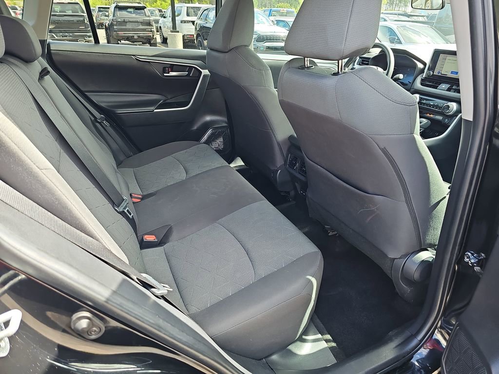 Used 2023 Toyota RAV4 XLE FWD image 15