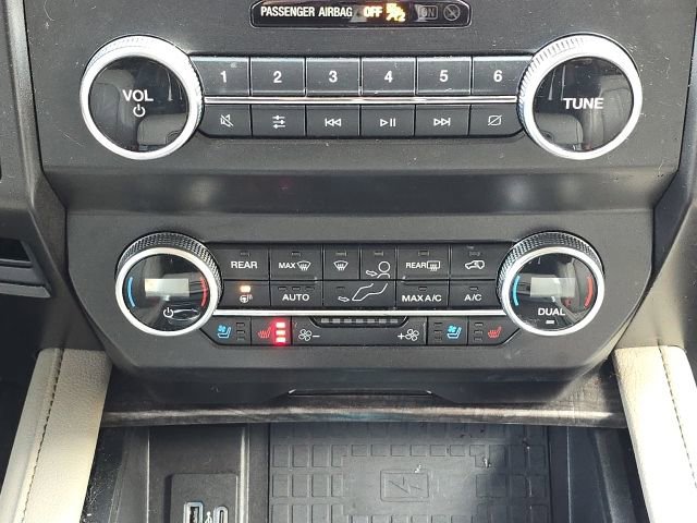 Used 2021 Ford Expedition Limited image 43