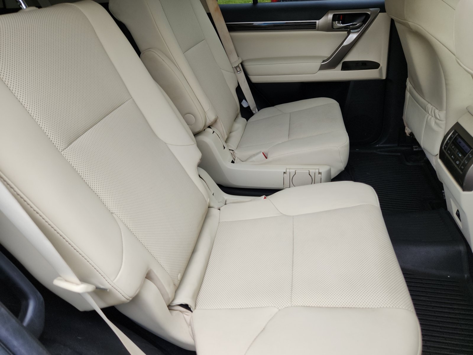 Used 2020 Lexus GX 460 Premium AWD/4WD image 18