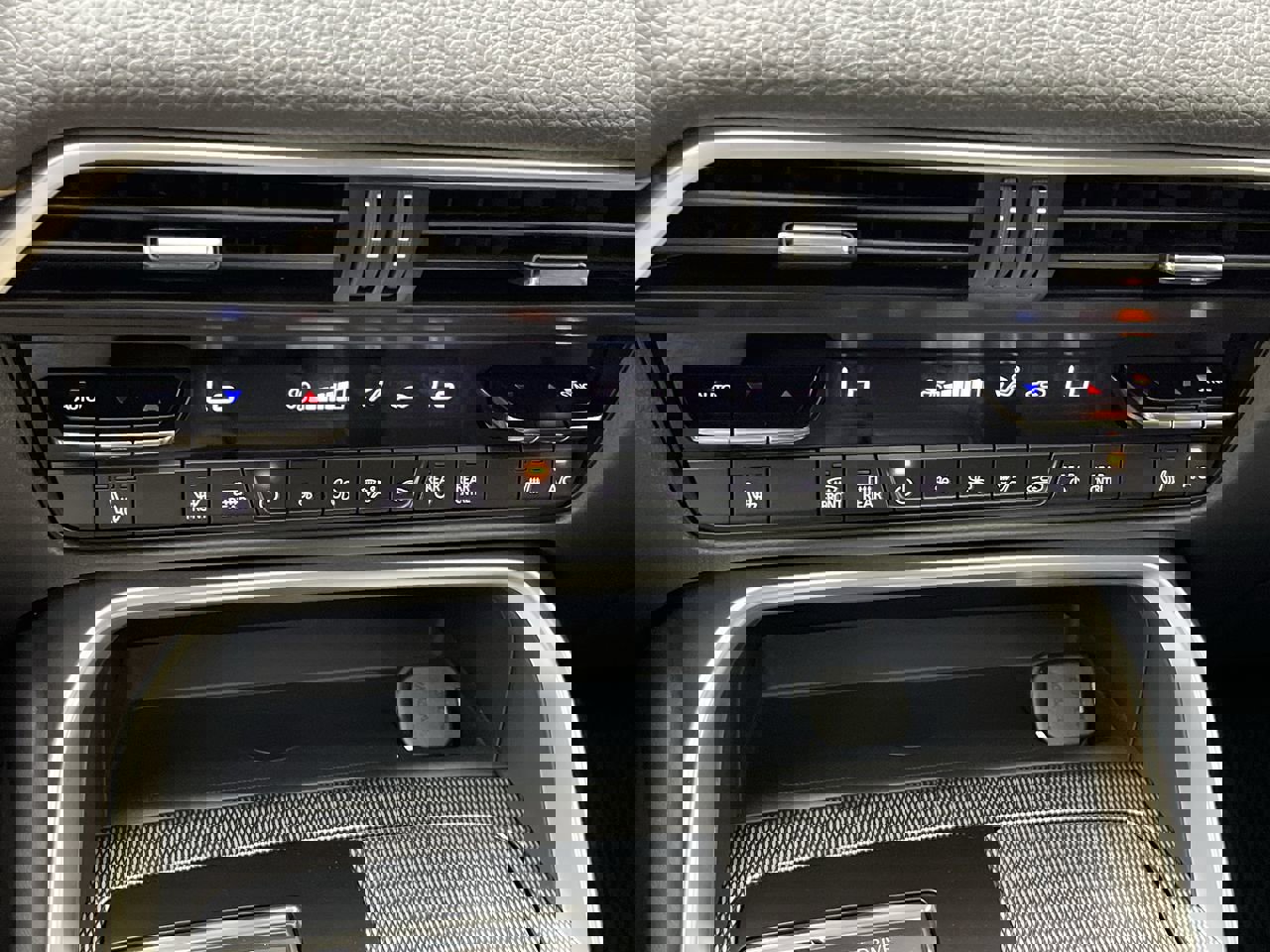 New 2025 MAZDA CX-90 3.3 Turbo w/ Preferred Package image 21