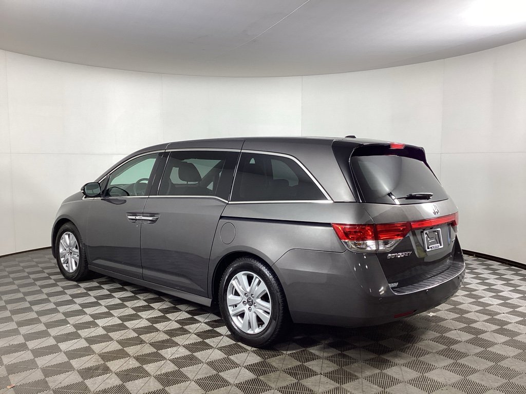 Used 2016 Honda Odyssey Touring image 4