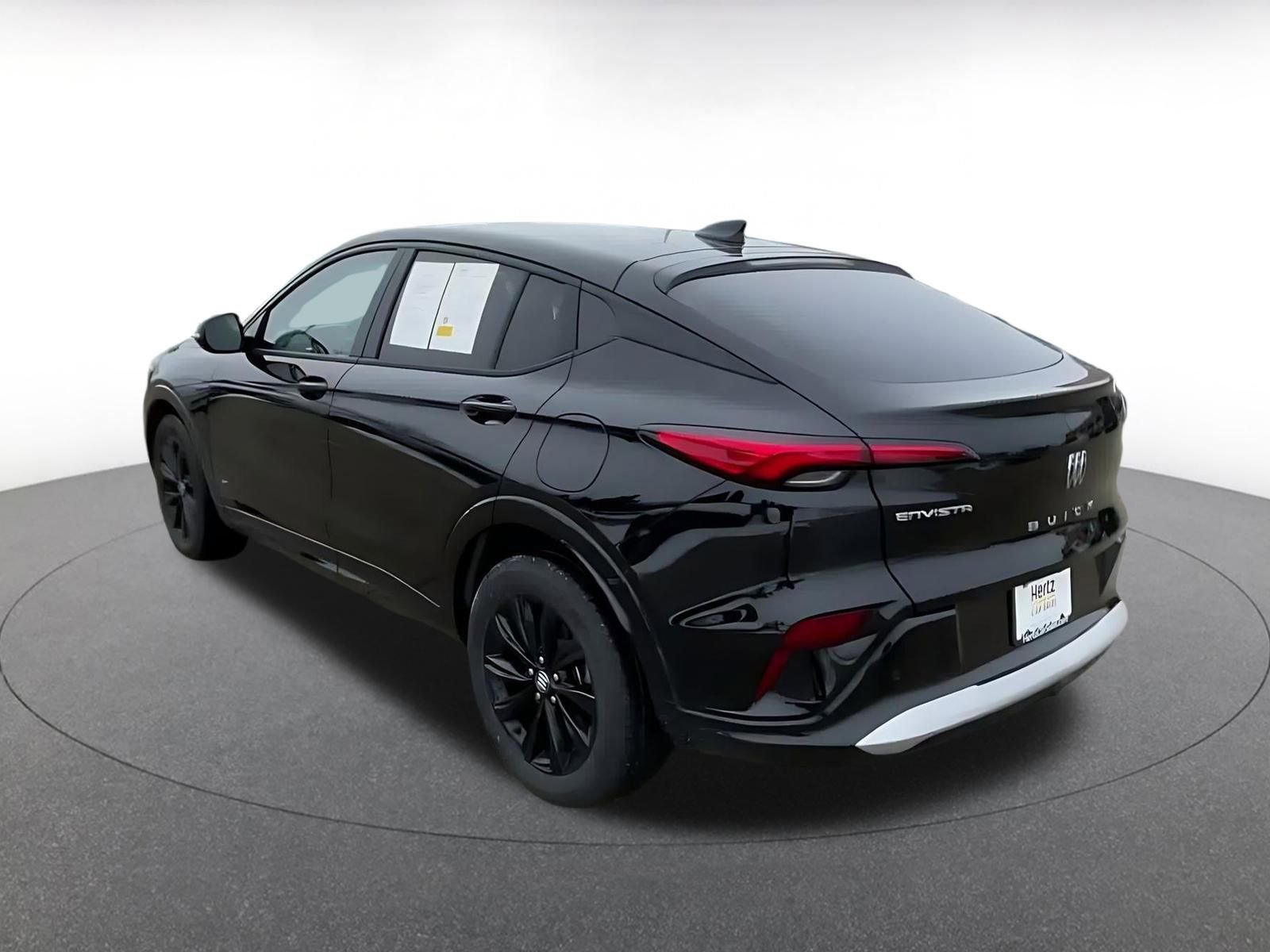 Used 2025 Buick Envista Sport Touring image 11