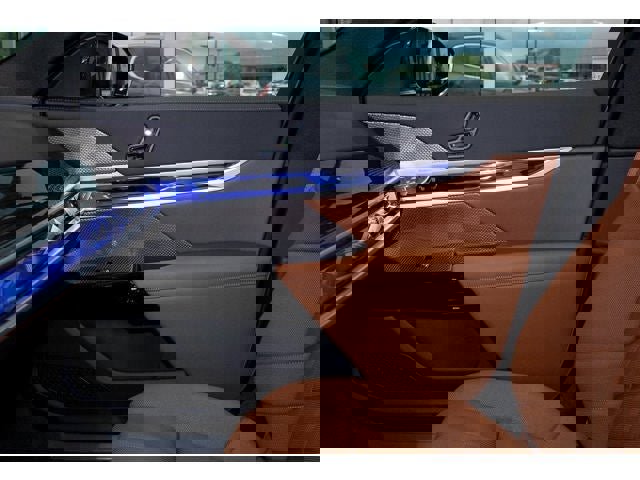 Used 2025 BMW i7 eDrive50 w/ Premium Package image 63