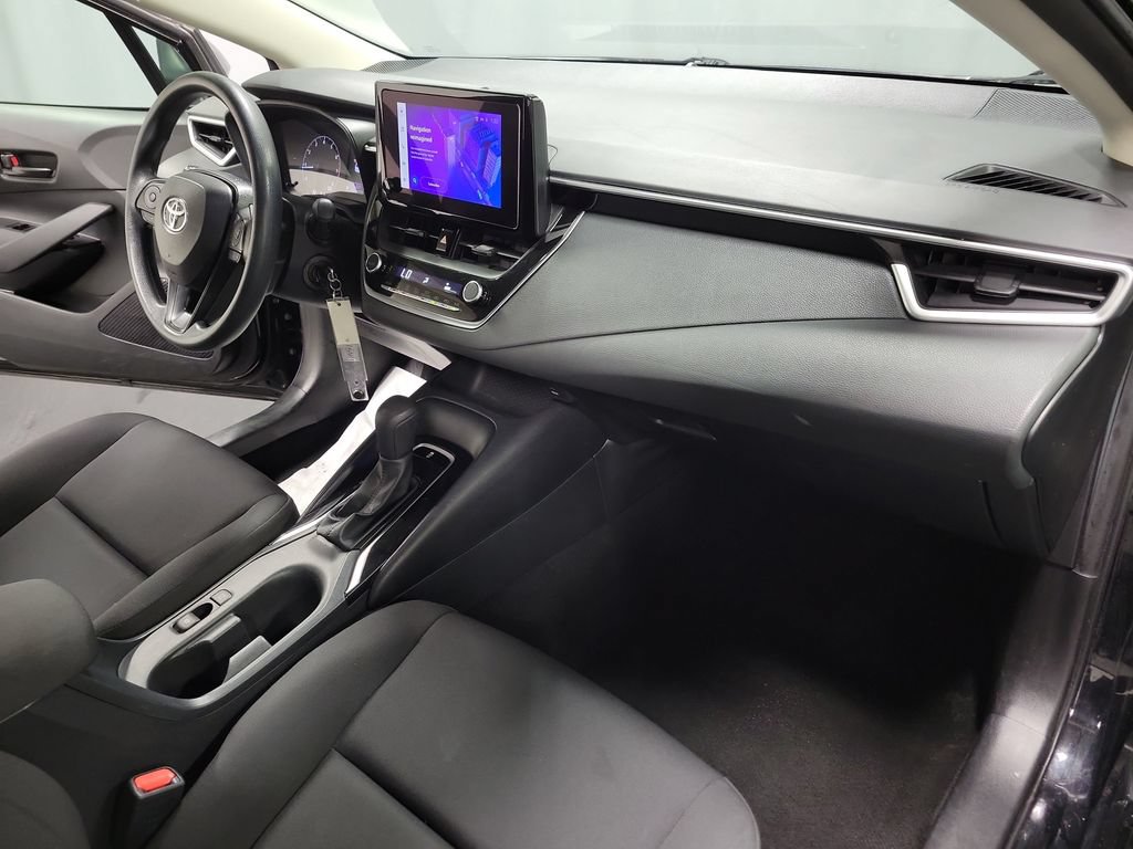 Used 2024 Toyota Corolla LE FWD image 33