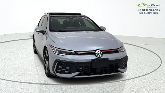 Used 2025 Volkswagen GTI SE FWD image 2