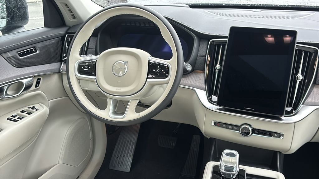 New 2026 Volvo XC90 B6 Ultra image 7