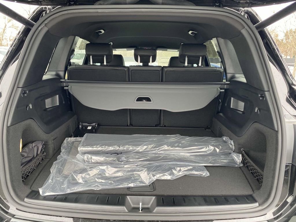 Certified 2025 Mercedes-Benz GLB 250 image 10