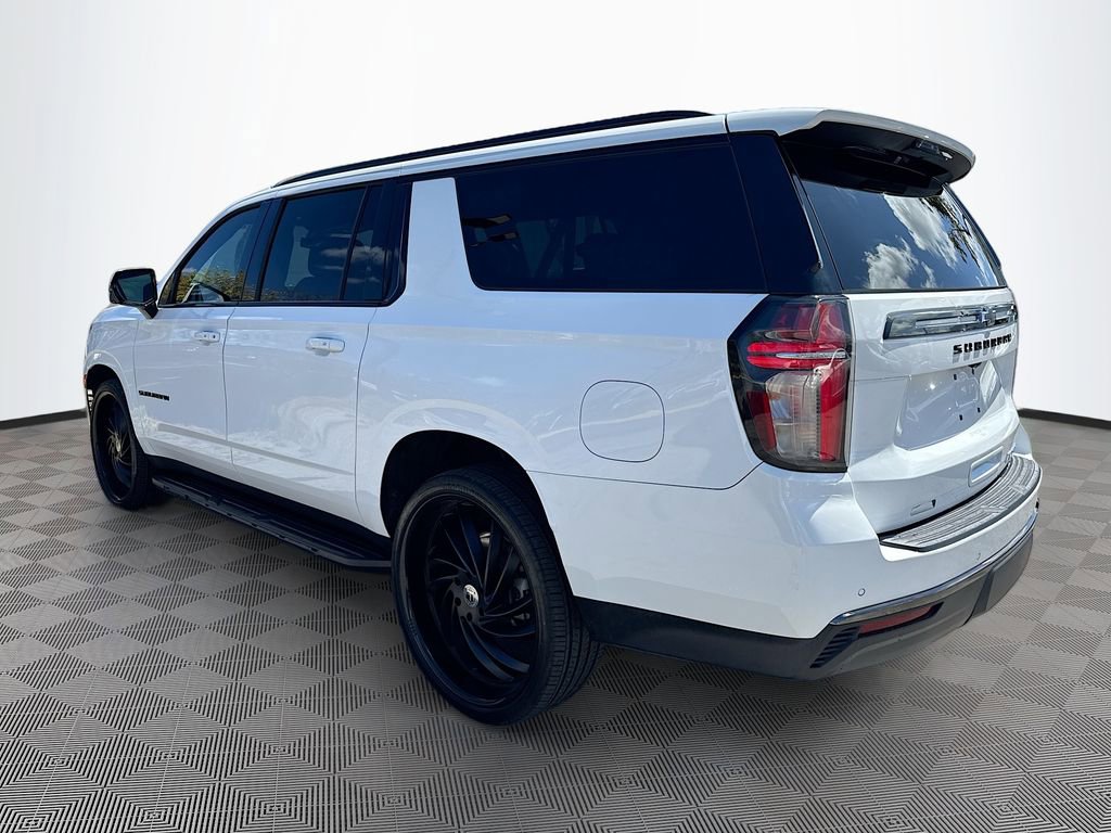 Used 2022 Chevrolet Suburban RST w/ Luxury Package AWD/4WD image 8